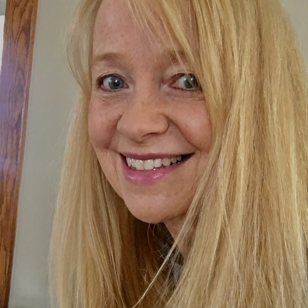 Meet your Posher, Suzanne